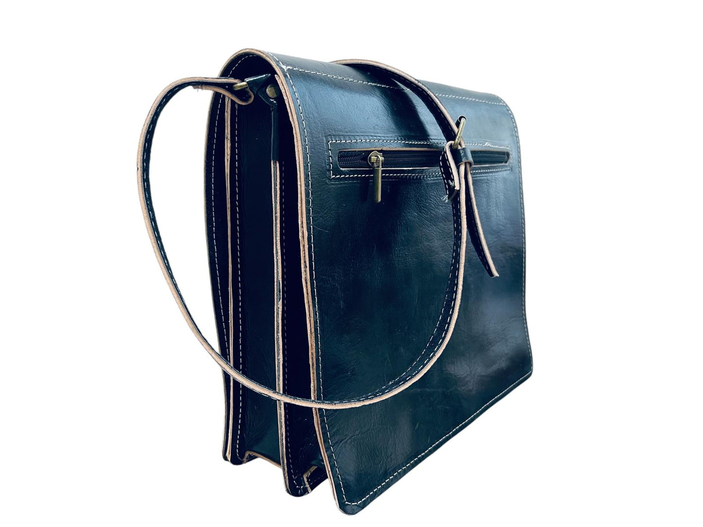 Na'al Satchel